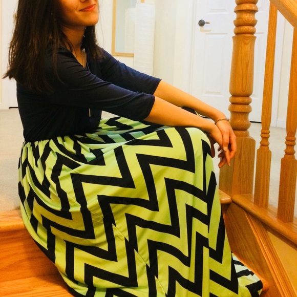 Long sleeve dress - Picture 3 of 5